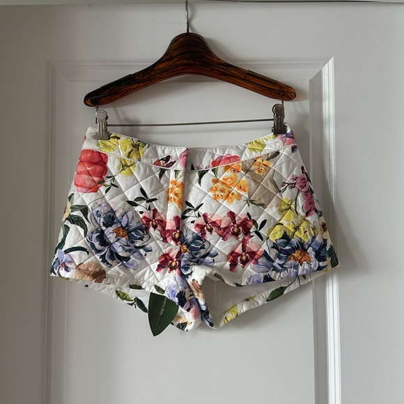 Farm Rio Off-White Greek Garden Shorts - Picture 2 of 6